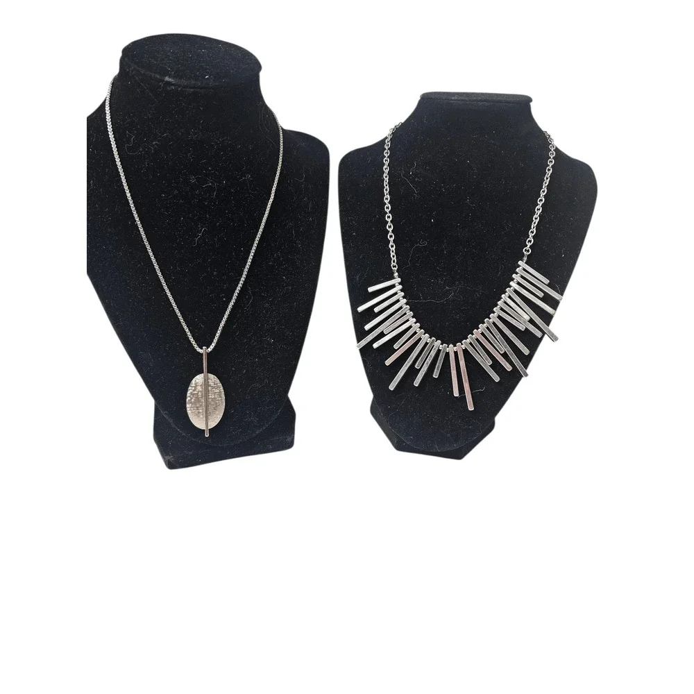 Silver Tone Modernist Necklace Set Textured Oval Pendant & Fringe Sunburst Bar